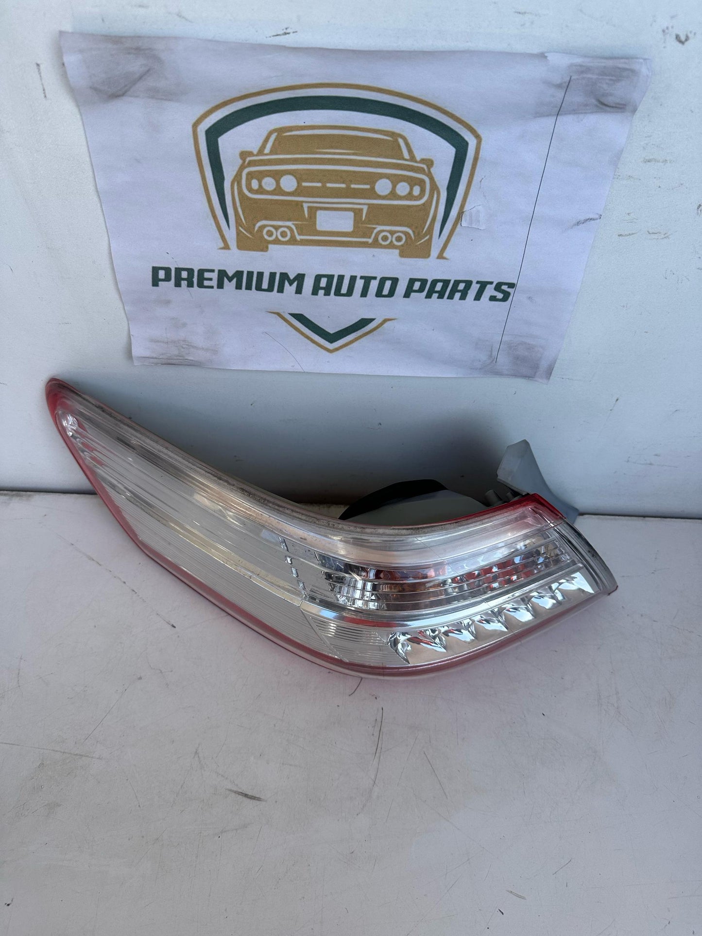 2011 Toyota Camry Left Taillight