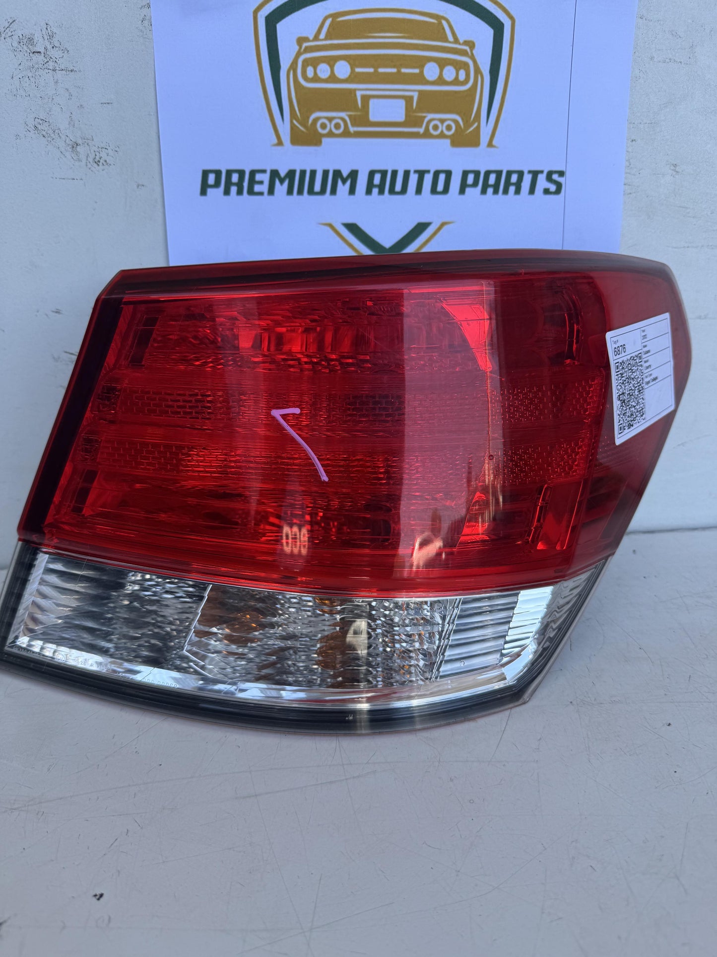 2012  V BM Right Taillight