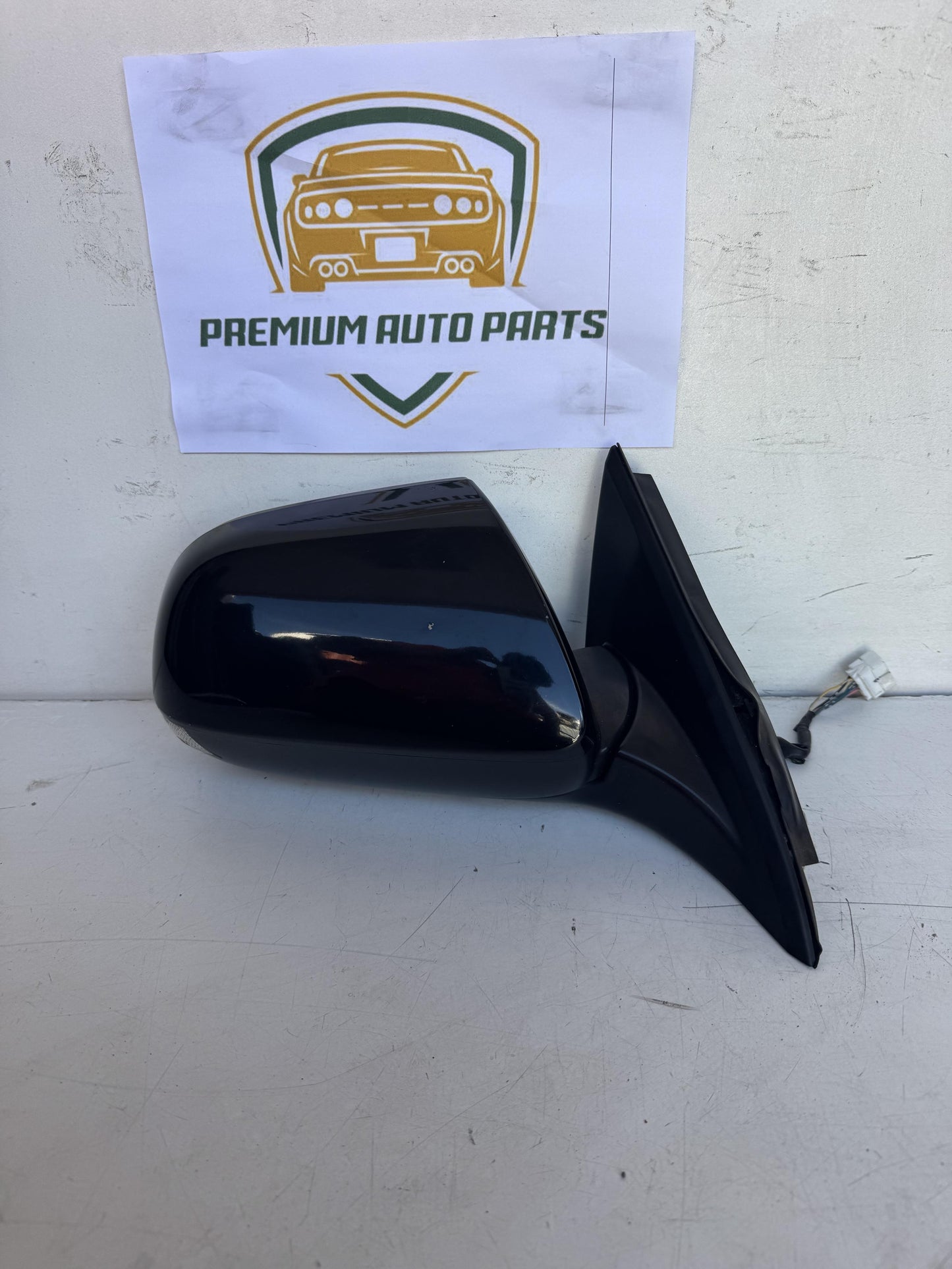 2011   Right Door Mirror