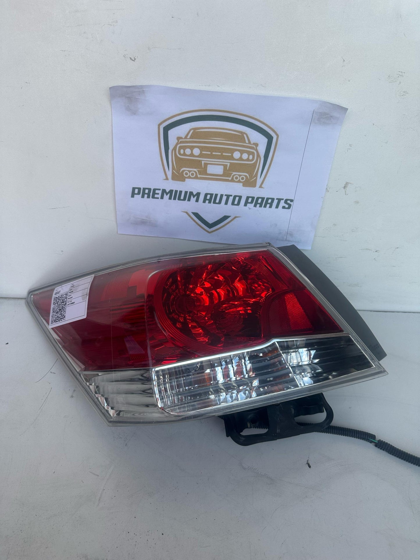 2009   Left Taillight