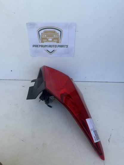 2013   Left Taillight