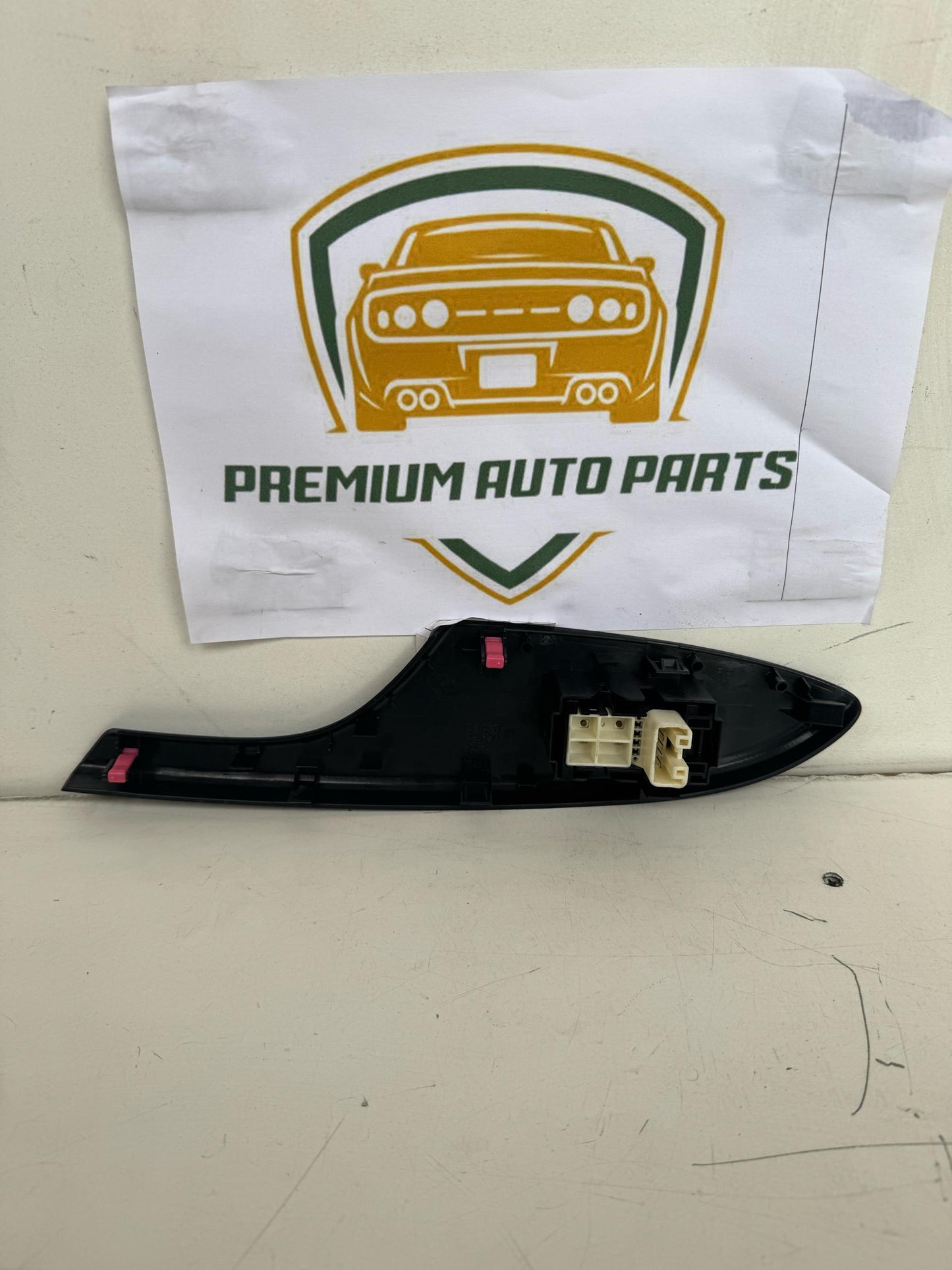 2010 Toyota Corolla E150 Right Rear Window Switch