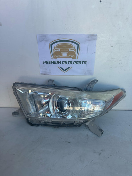 2012 Toyota Kluger Left Headlight