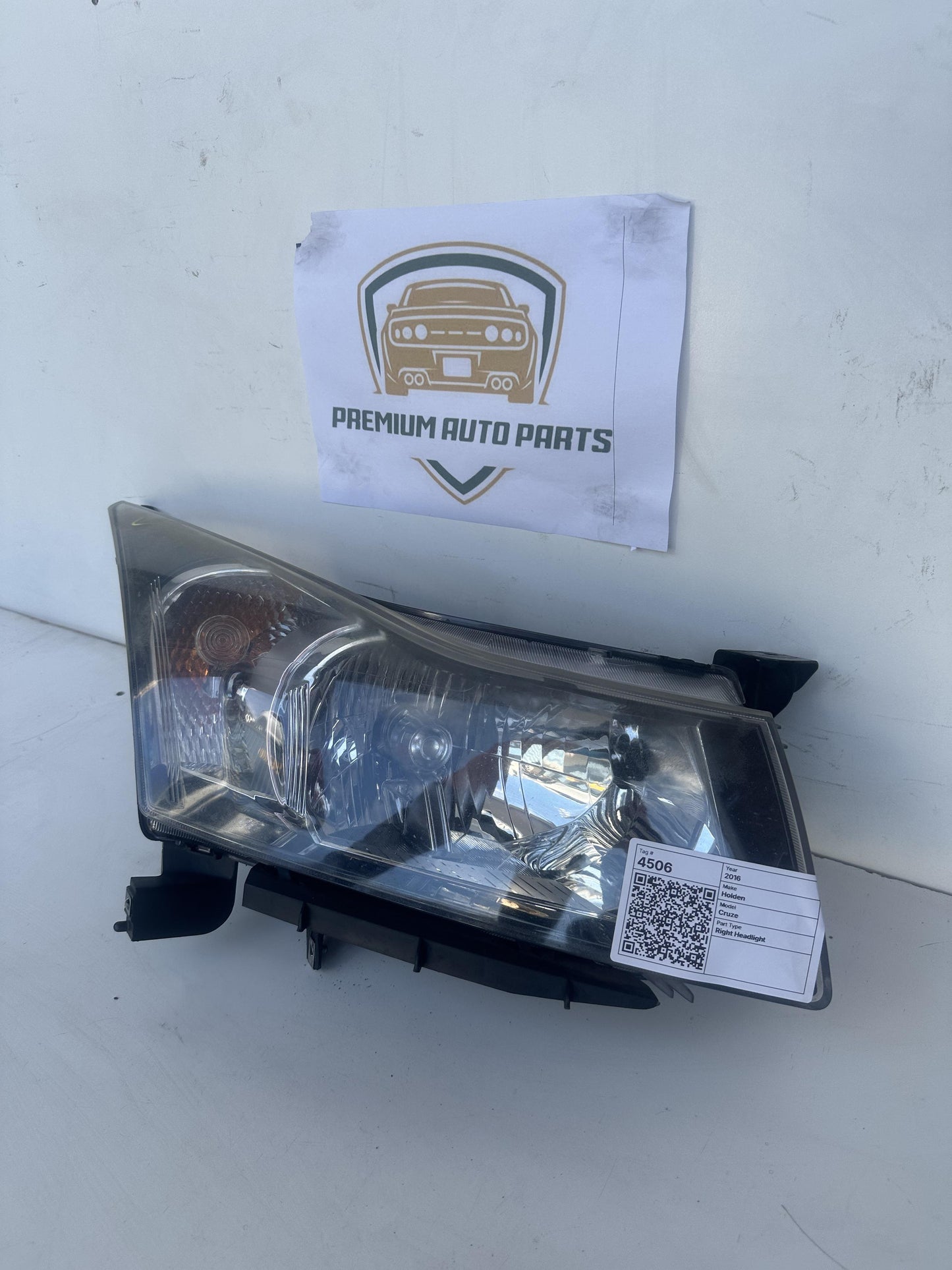2016  JH Right Headlight