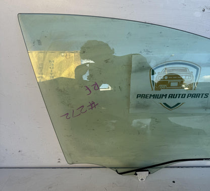 2012  II Z51 Right Front Door Window