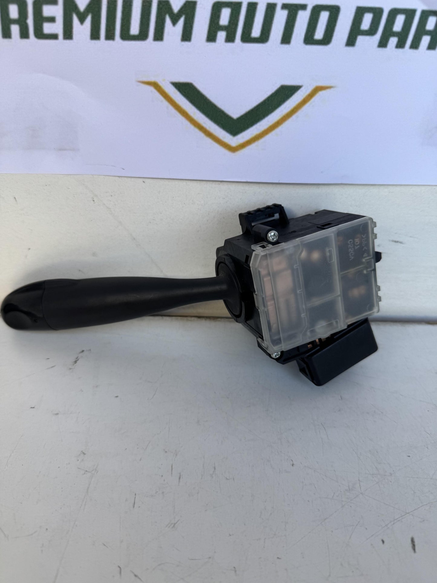 2002   Indicator Stalk