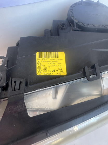 2004  E46 Right Headlight