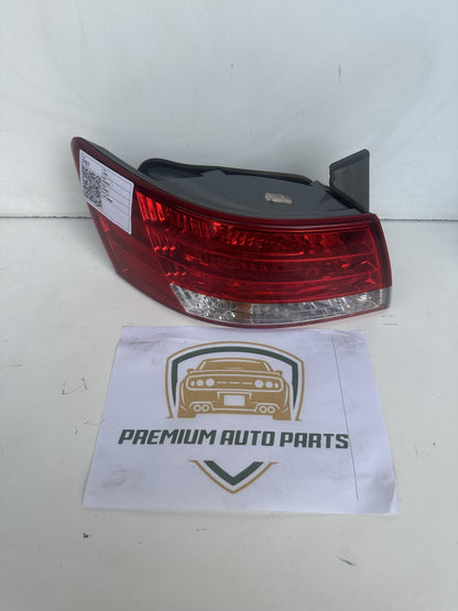 2005  NF Left Taillight