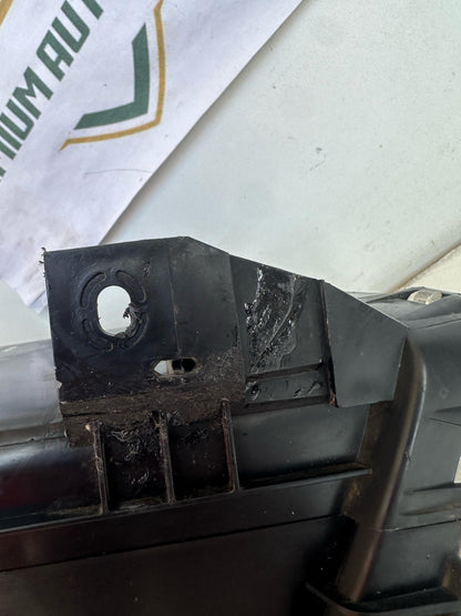 2008 Toyota RAV4 Left Headlight