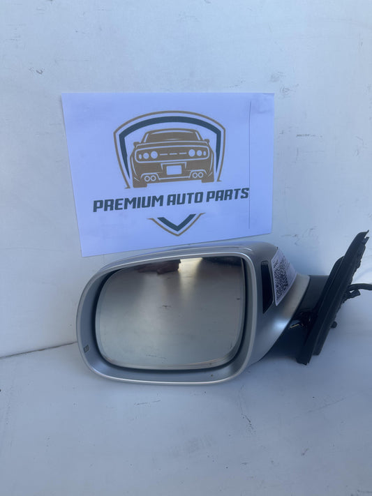 2016  8R Left Door Mirror