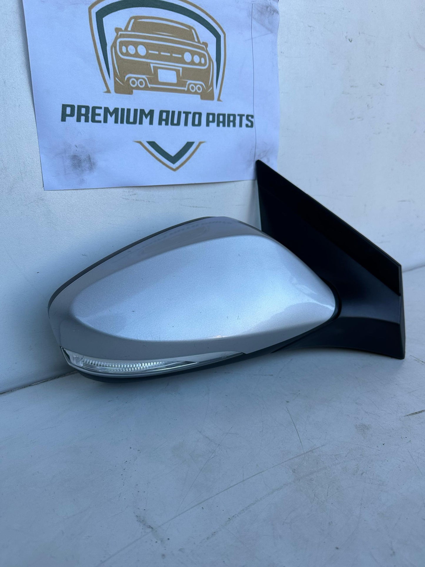 2013 Hyundai Accent Right Door Mirror