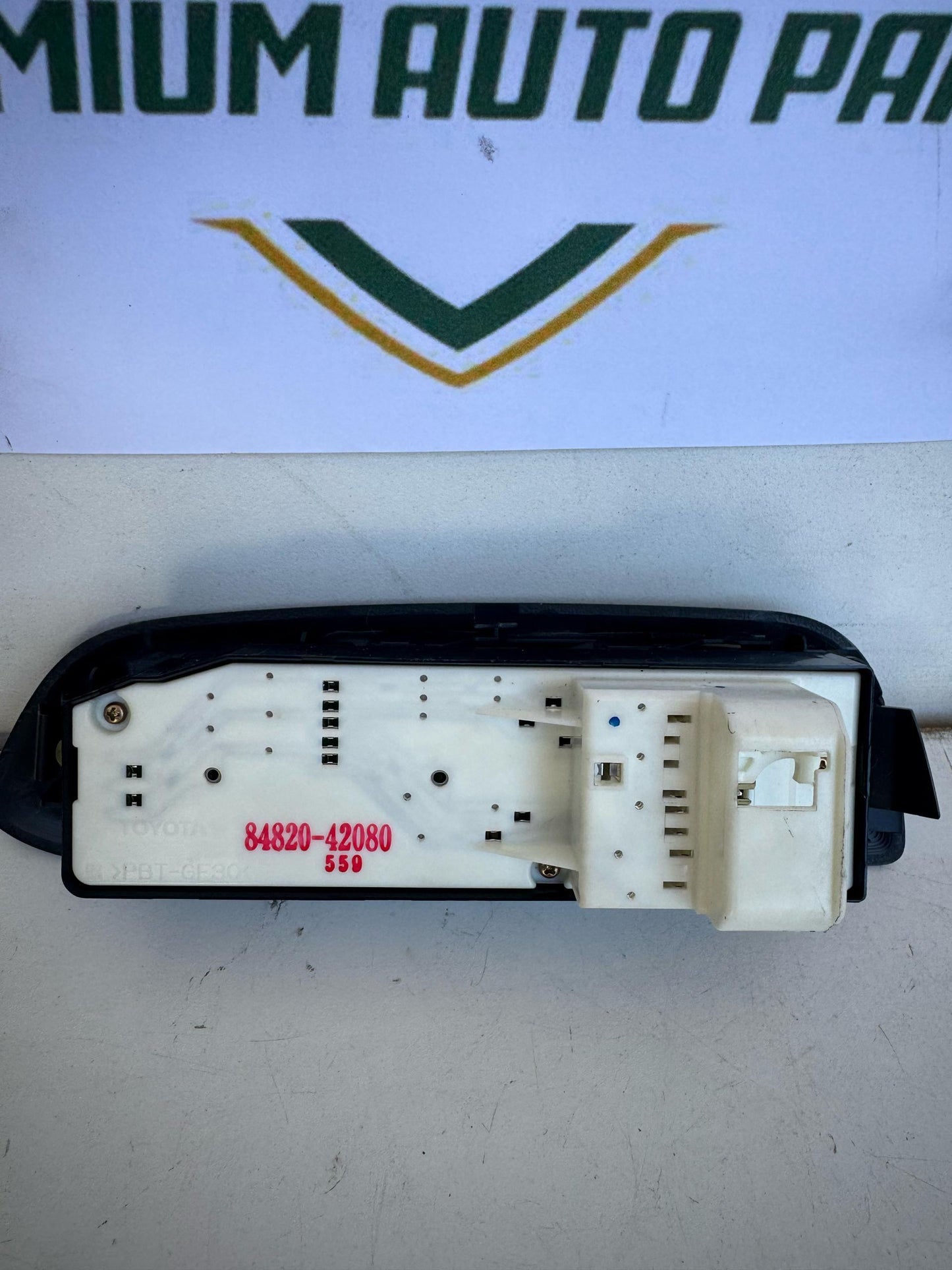 2004   Master Power Window Switch