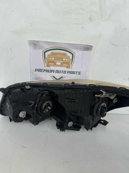 2010   Right Headlight
