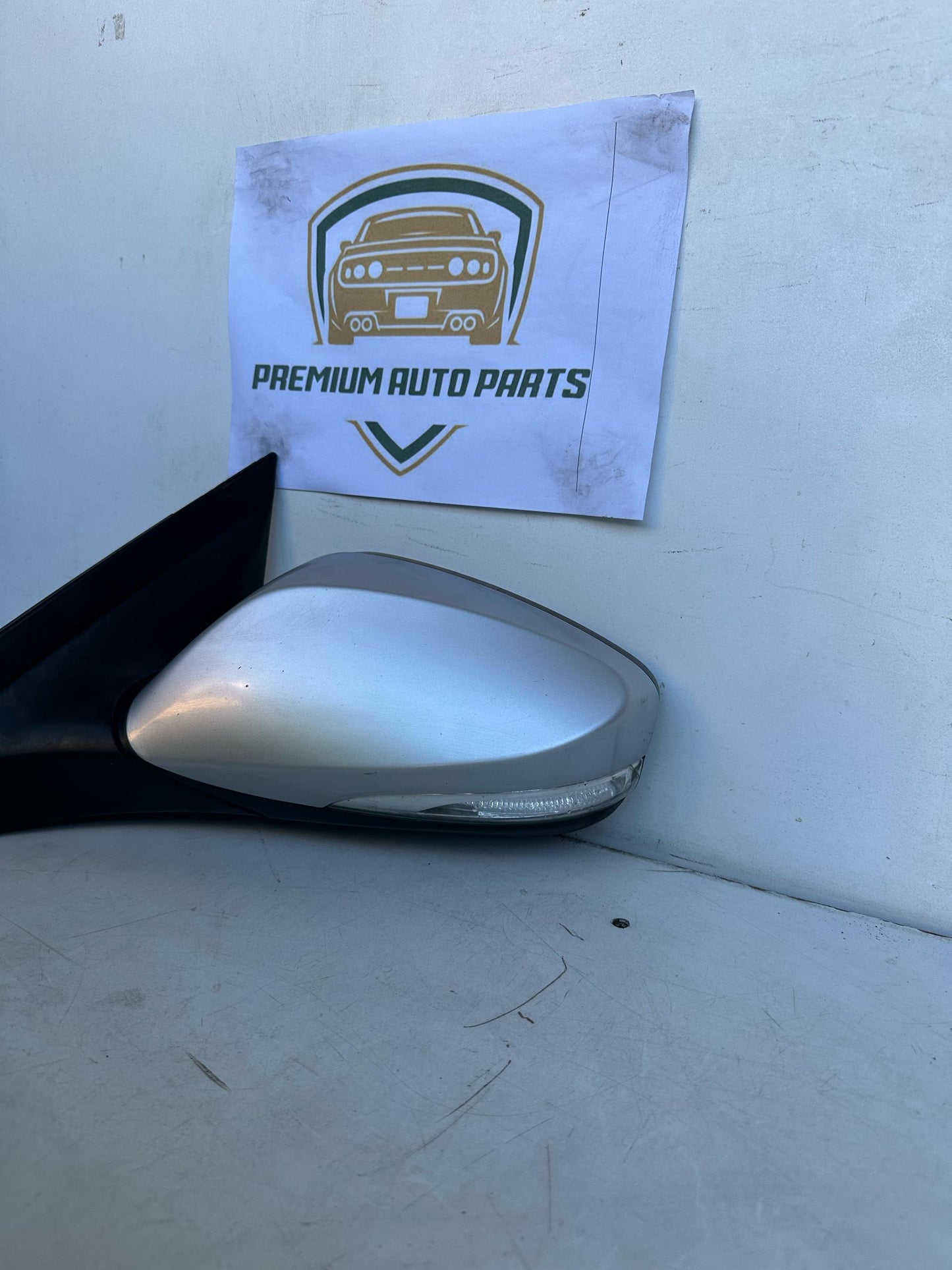 2013 Hyundai Accent Left Door Mirror