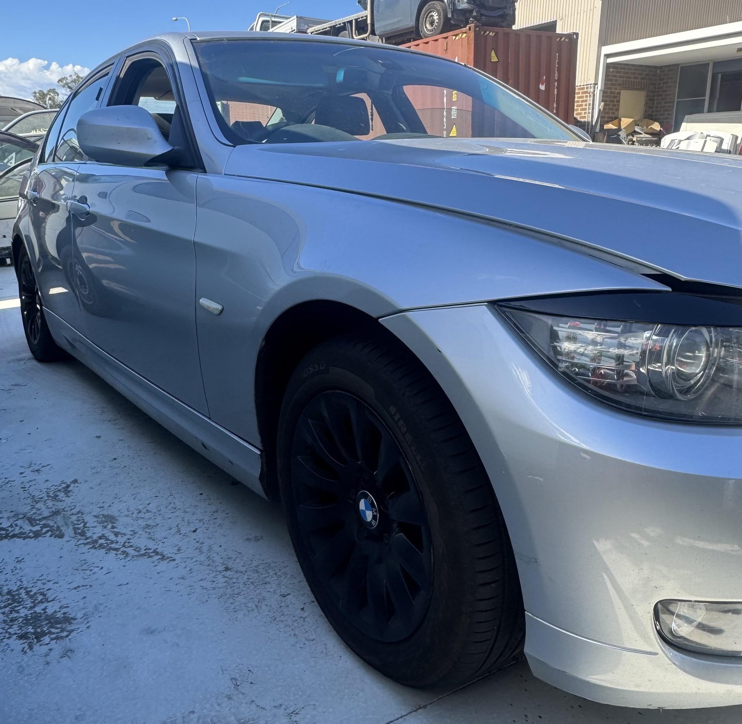 2009 BMW 320i  Station Wagon 
BMW
320i