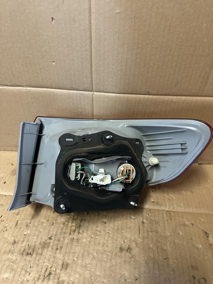 2010  ZRE1* Left Taillight