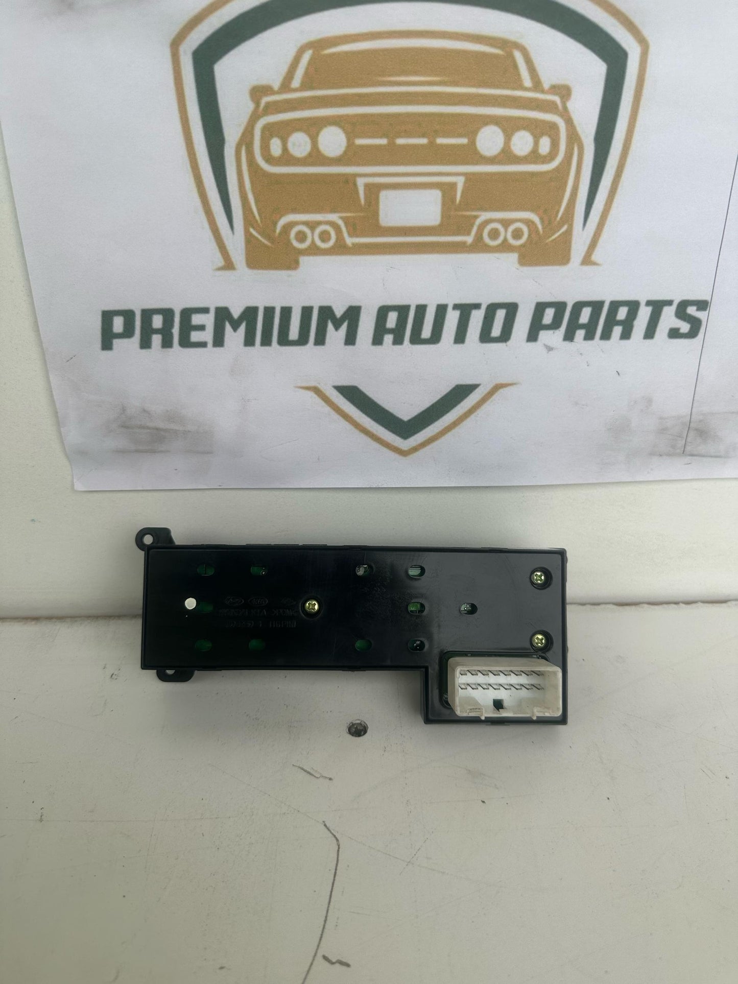 2011  FD Master Power Window Switch
