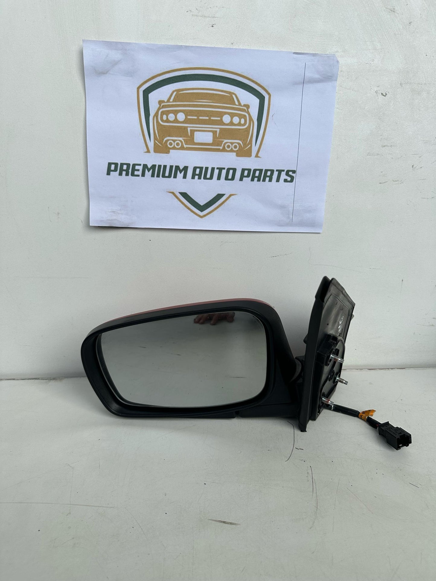 2014  CR Left Door Mirror