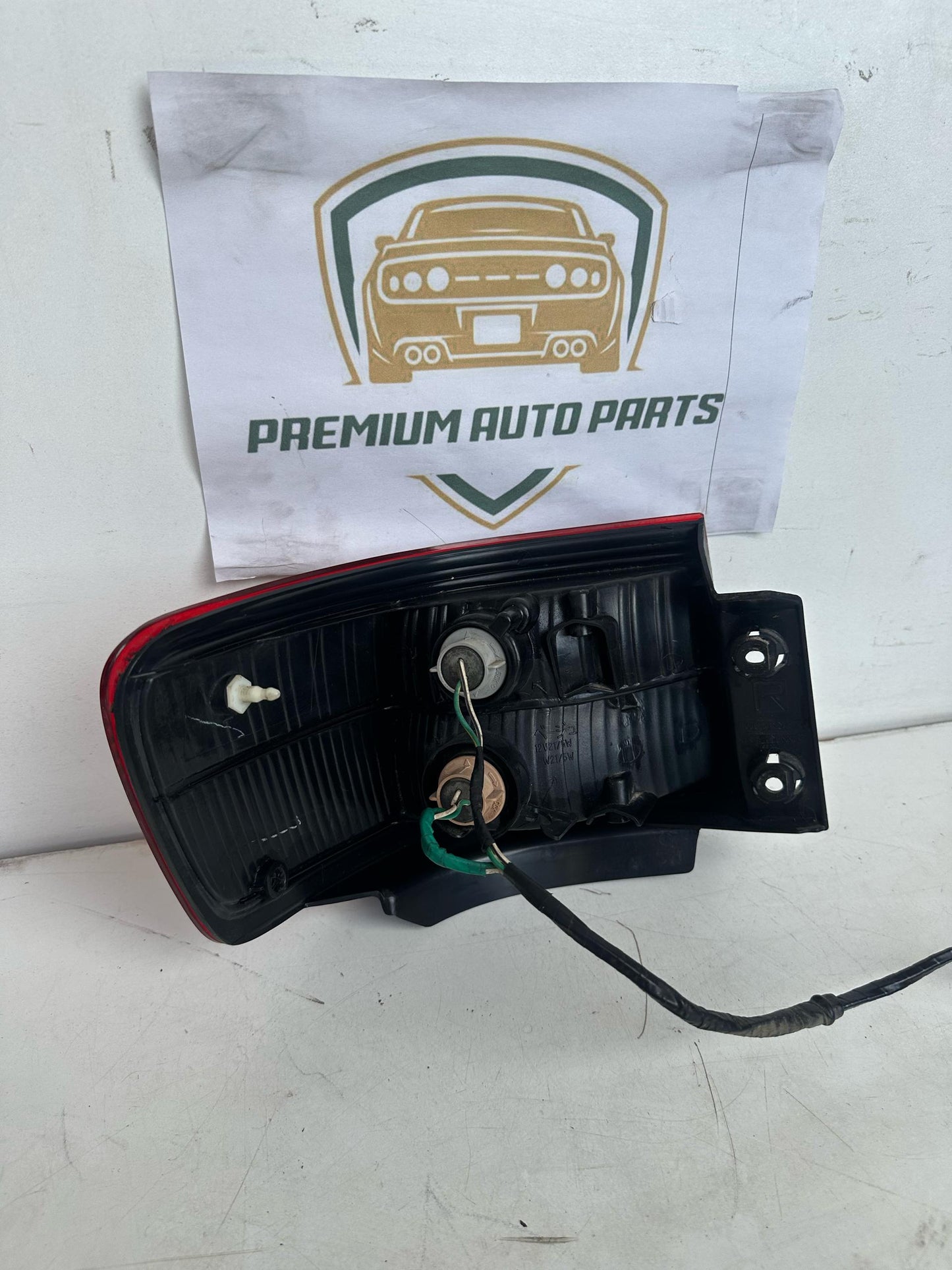 2000 Toyota Camry Right Taillight