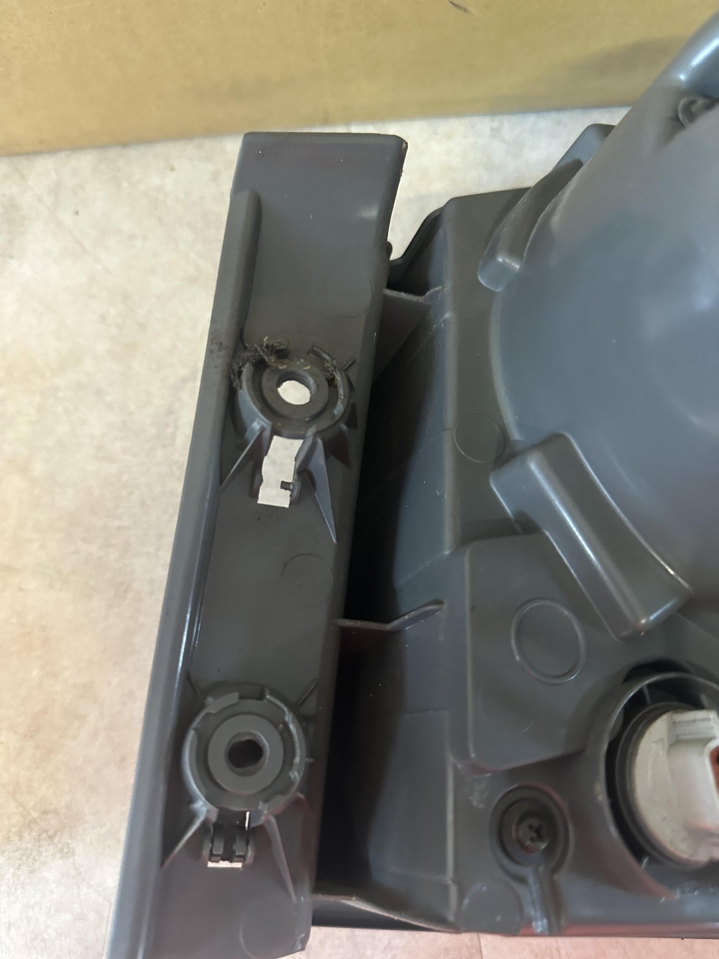 2010  Cruze Left Taillight