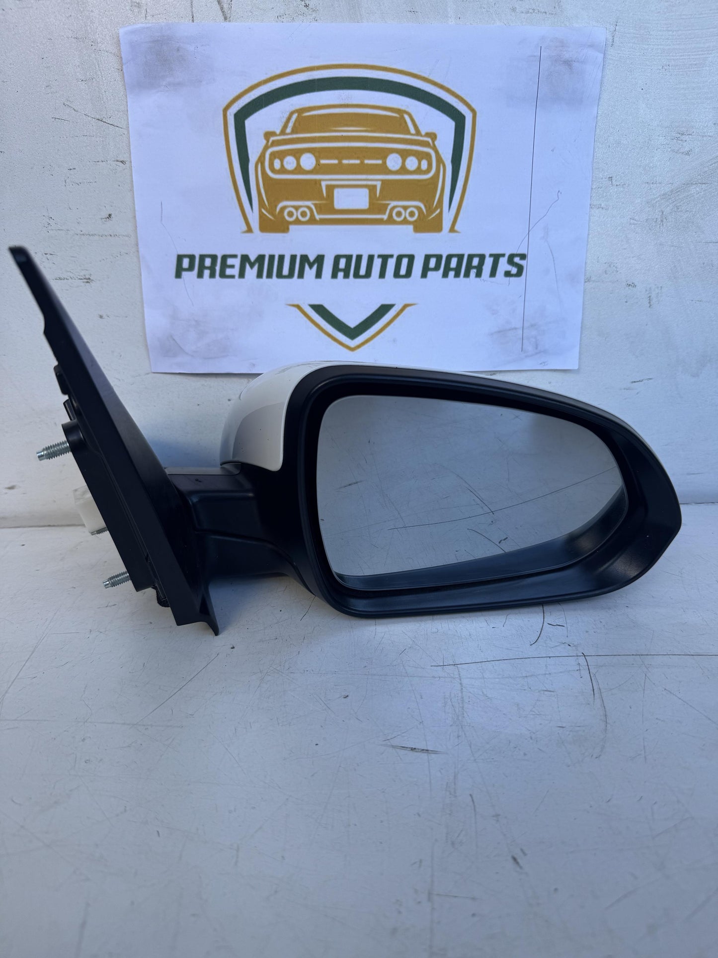 2017  VF Right Door Mirror