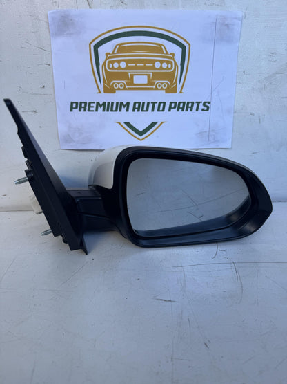 2017  VF Right Door Mirror