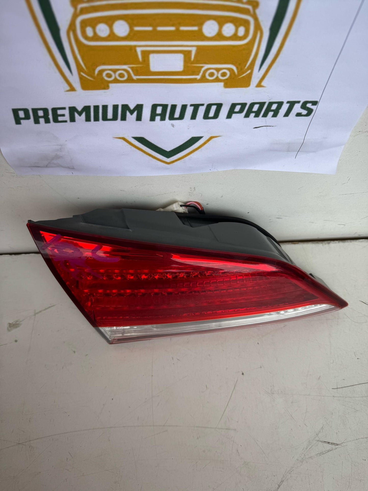 2013  VF Left Boot Light
