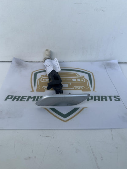 2009  J150 Left Headlight Washer Jet