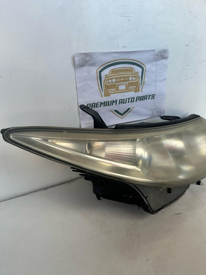 2006 Toyota Tarago R50 Right Headlight