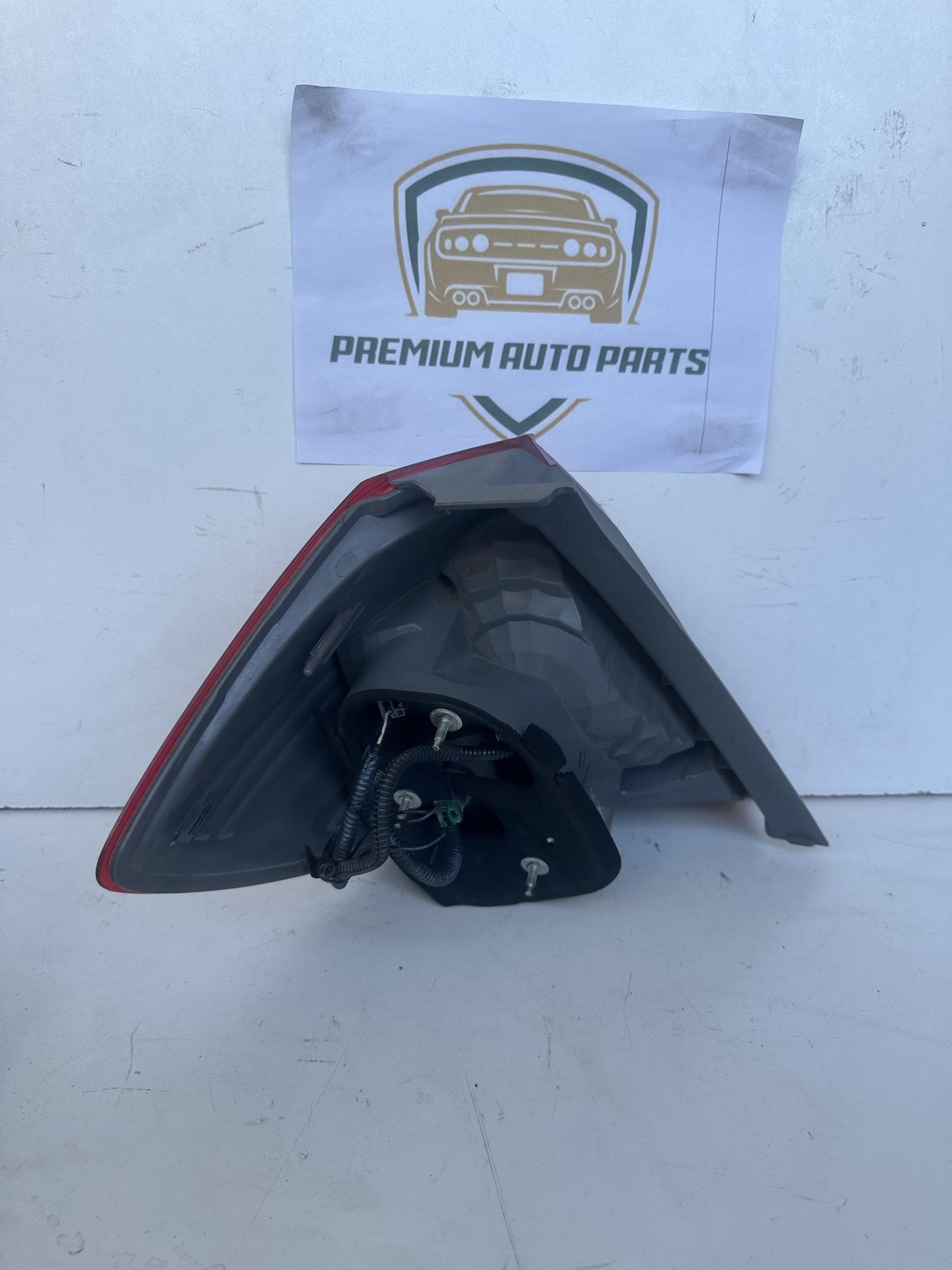 2010  GE Right Taillight