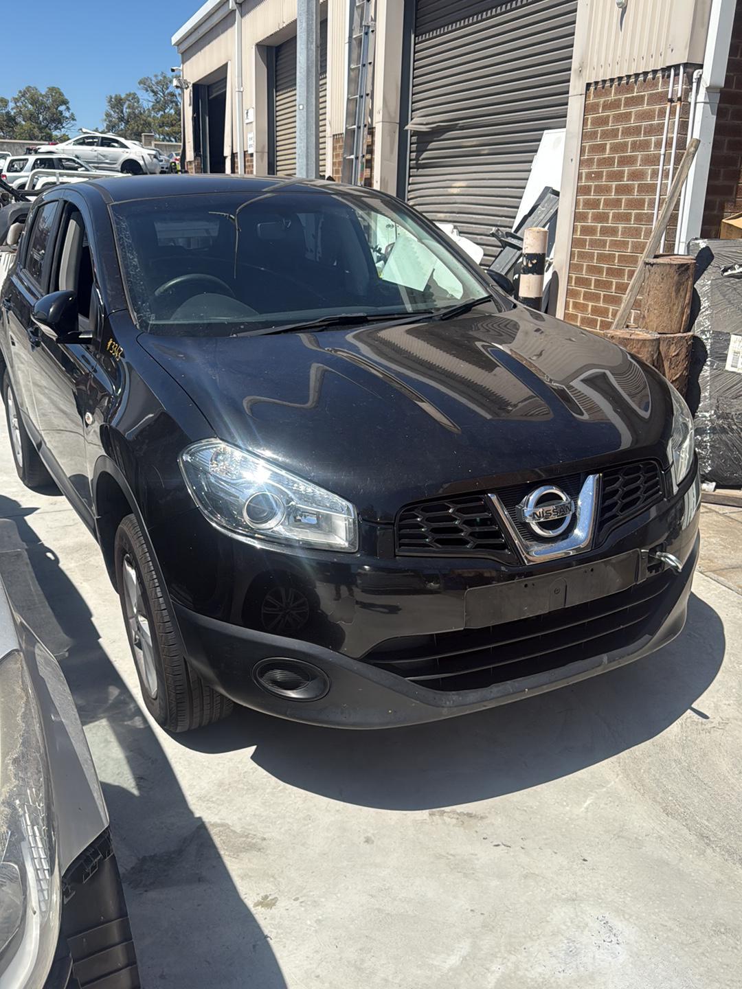 2012 Nissan Dualis  Hatchback 
Nissan
Dualis