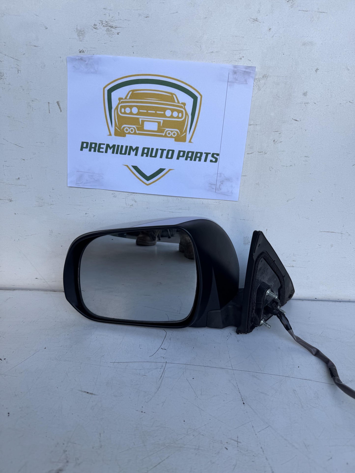 2010   Left Door Mirror