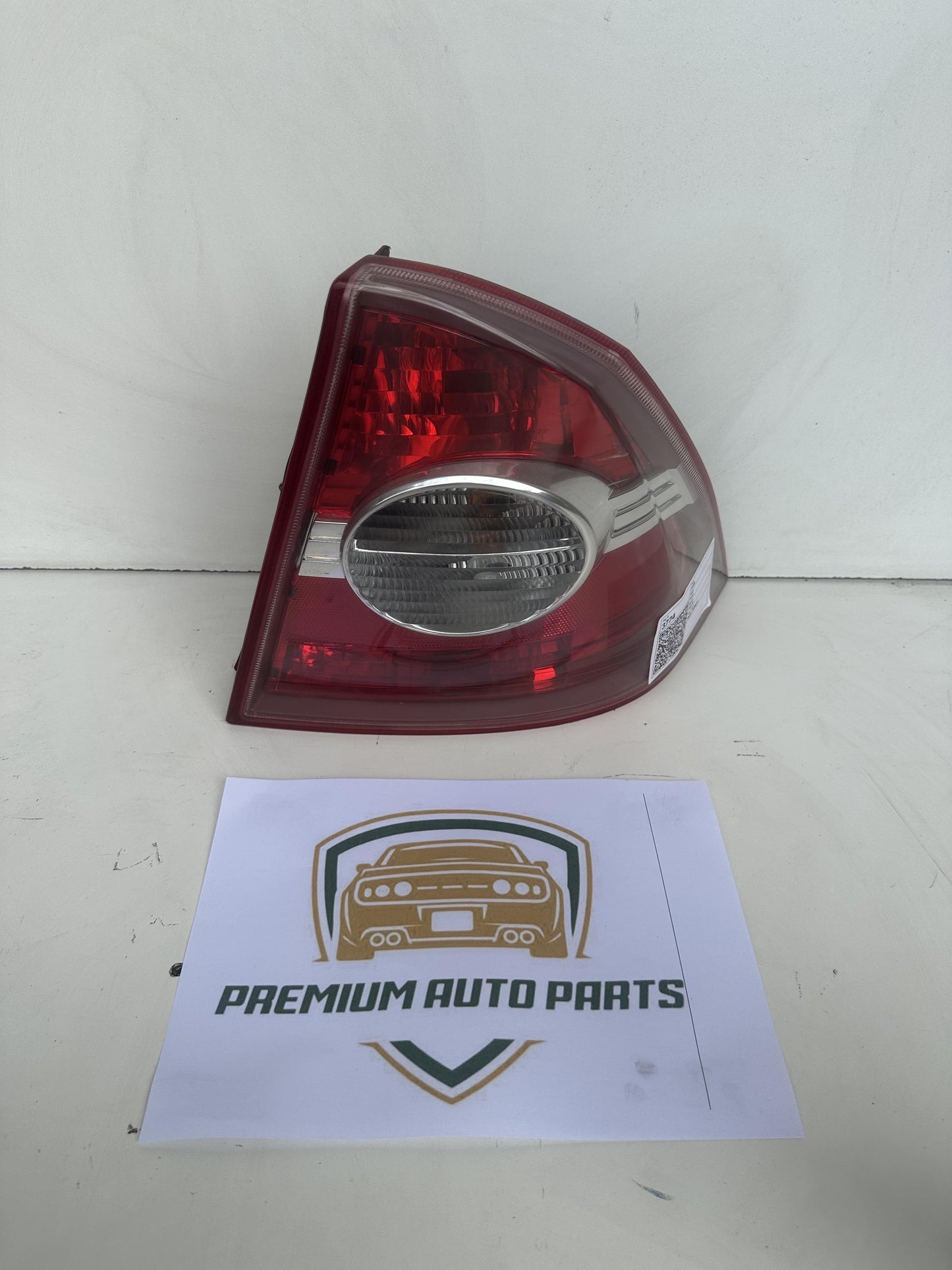 2006   Right Taillight