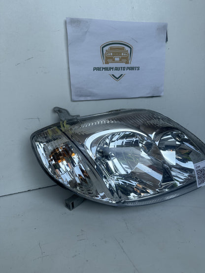 2006   Right Headlight