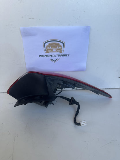 2016   Left Taillight