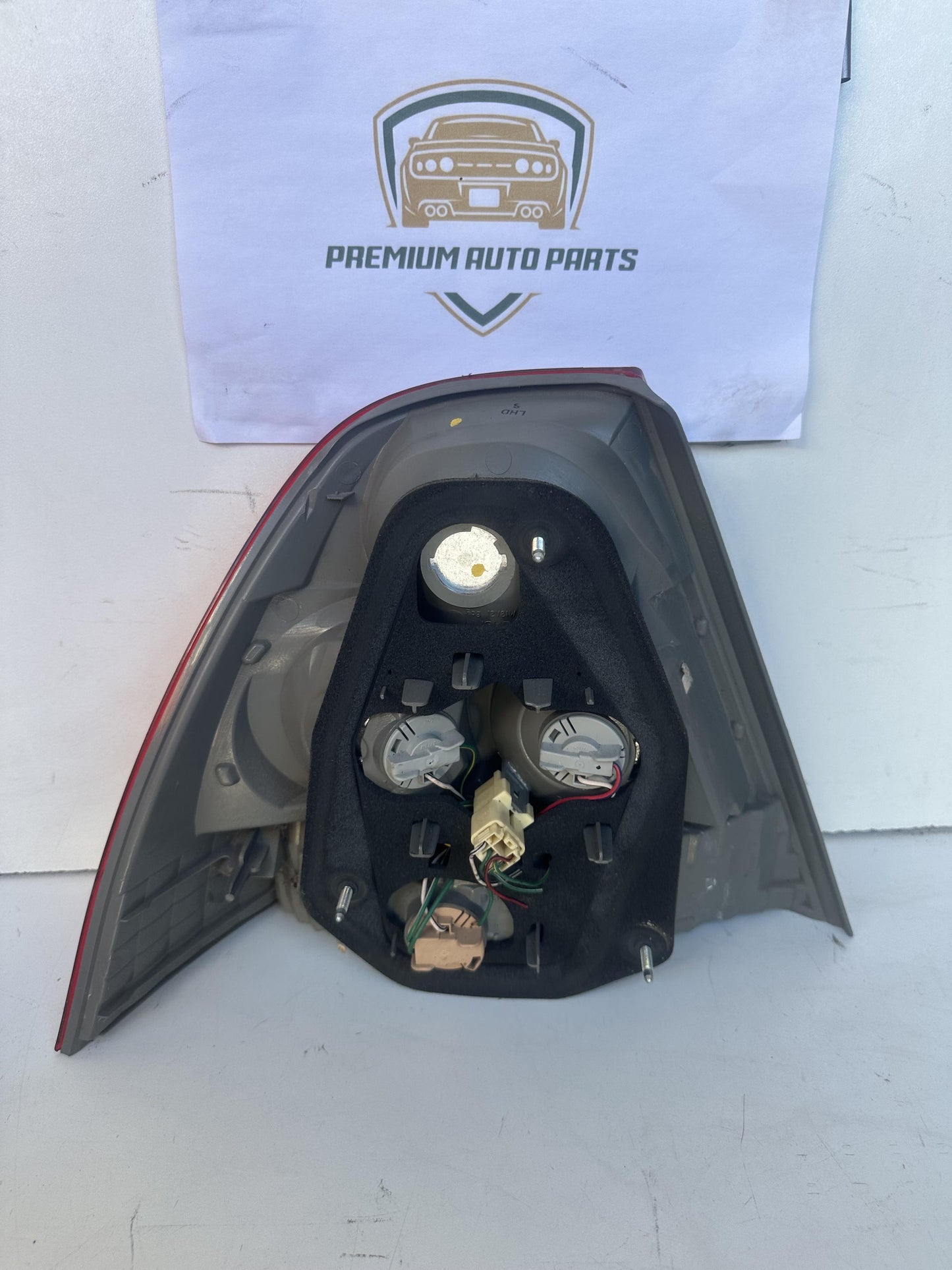 2006   Right Taillight
