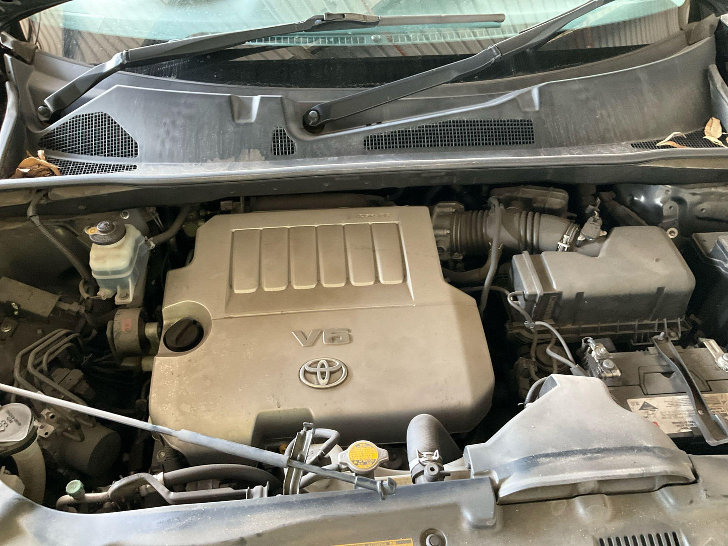 2010 Toyota Kluger  Station Wagon 
Toyota
Kluger