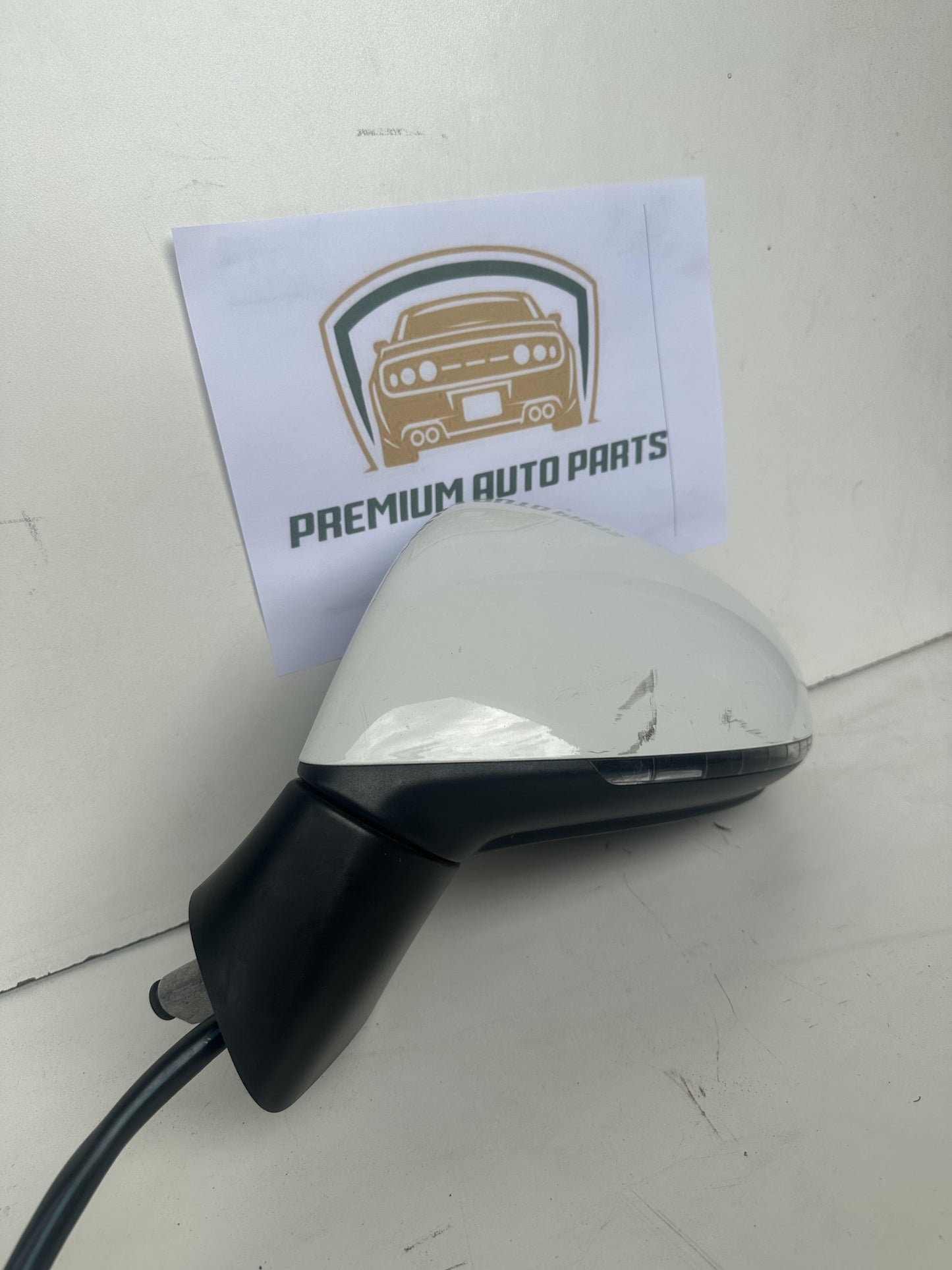 2014  MK2 - 7P Left Door Mirror