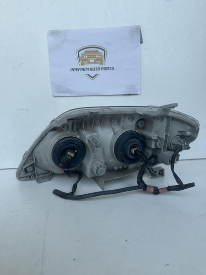 2006   Right Headlight