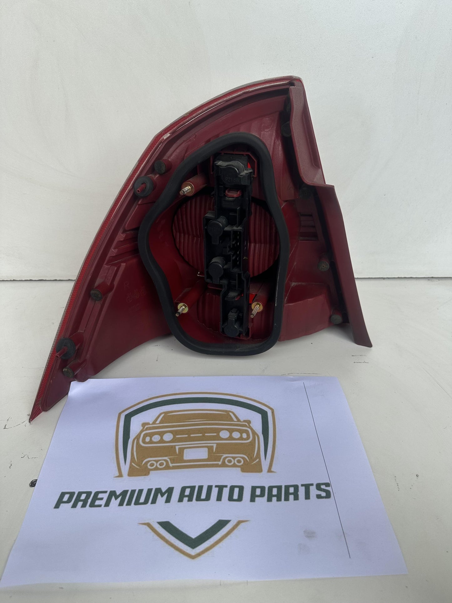 2006   Right Taillight