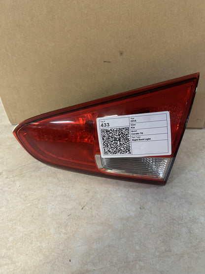 2014  Cerato Yd Right Boot Light