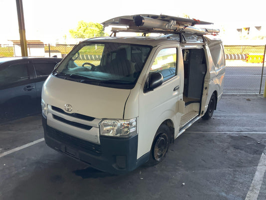 Toyota 
Hiace