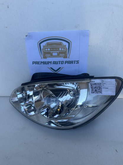 2006   Left Headlight
