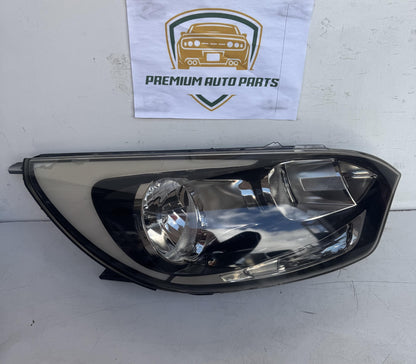 2015  UB Right Headlight