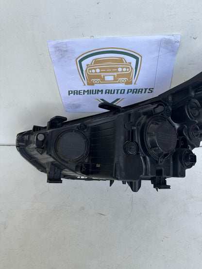 2013 Hyundai Santa Fe DM Right Headlight