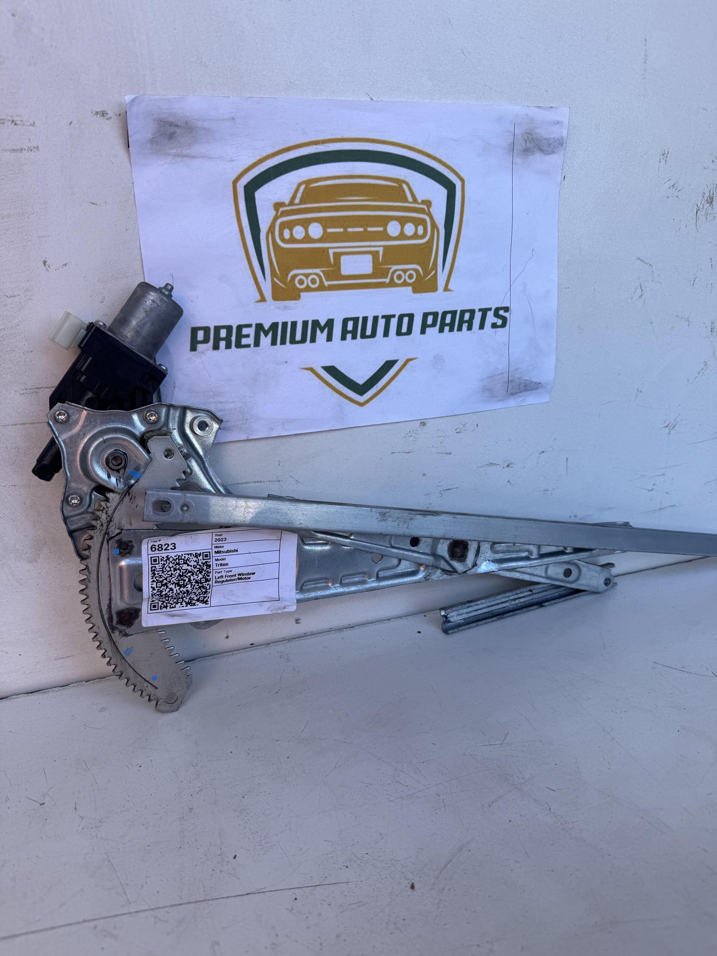 2023   Left Front Window Regulator/Motor