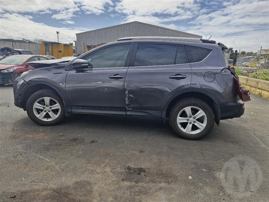 Toyota 
RAV4