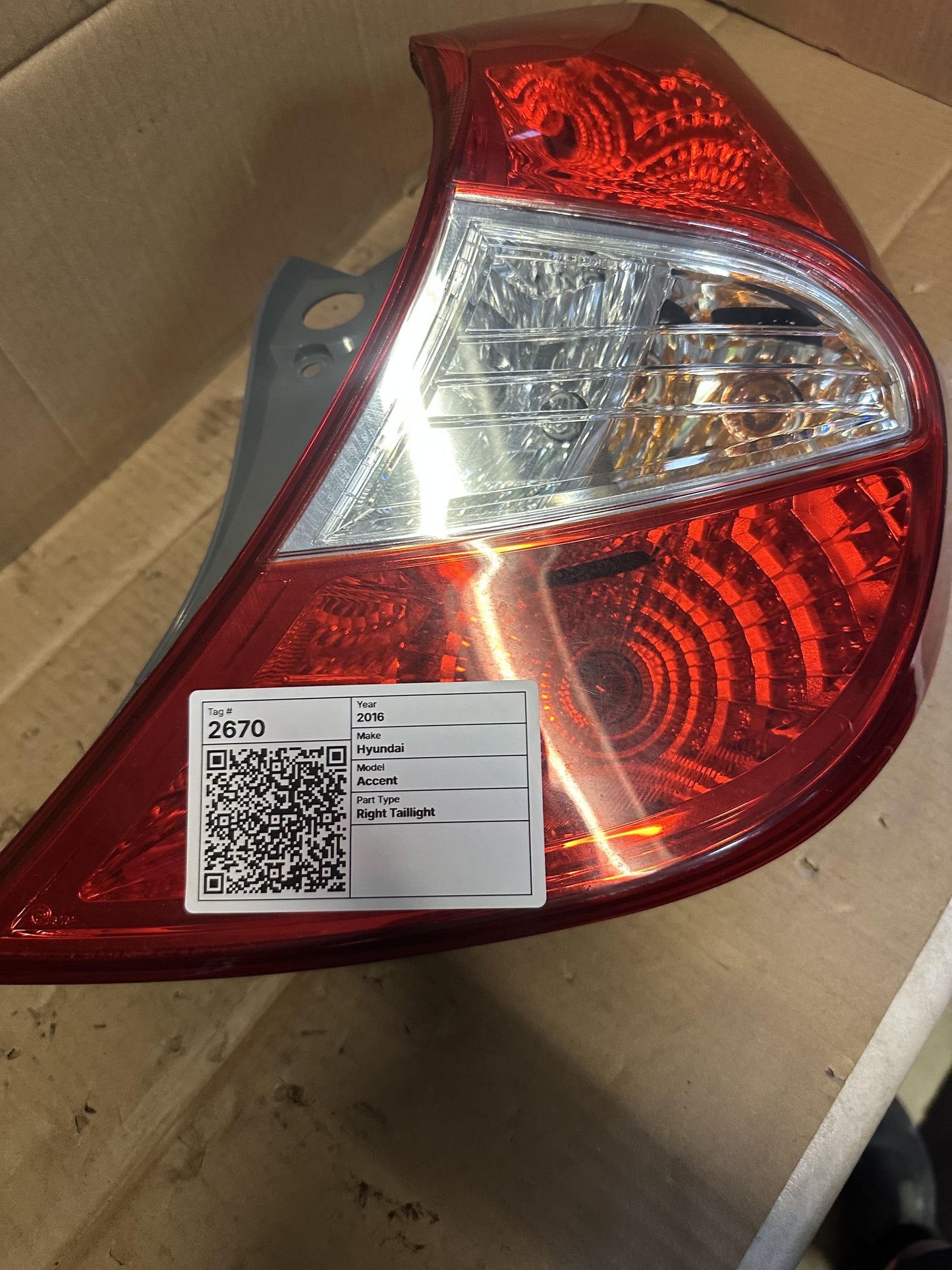 2016  RB Right Taillight