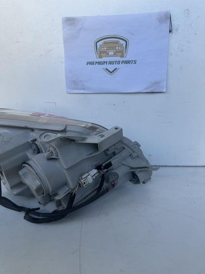 2010  V40 Left Headlight