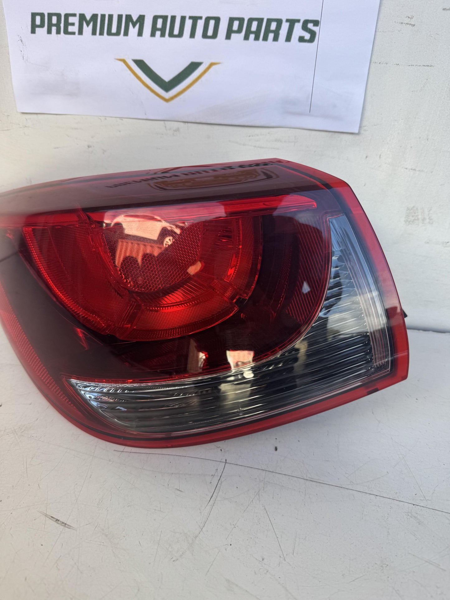 2015   Left Taillight